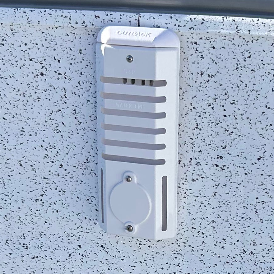 Replacement Skimmer Backplate for OUTBACK Classic & Lite